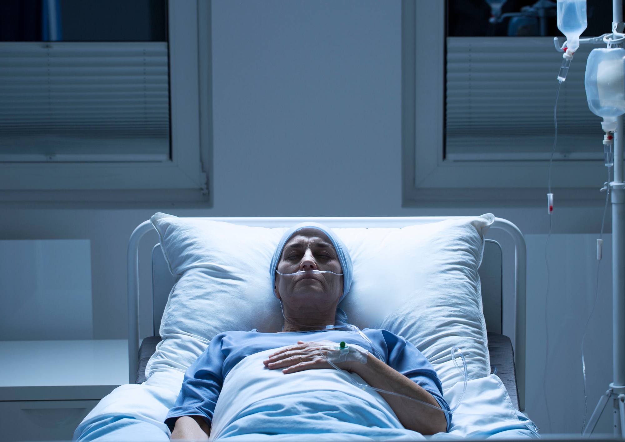 ¿Cuál es la diferencia entre tratamiento curativo y paliativo? El tratamiento curativo busca eliminar la enfermedad o controlarla con intención de curación. El paliativo, en cambio, se enfoca en aliviar síntomas, reducir el sufrimiento y mejorar la calidad de vida del paciente.